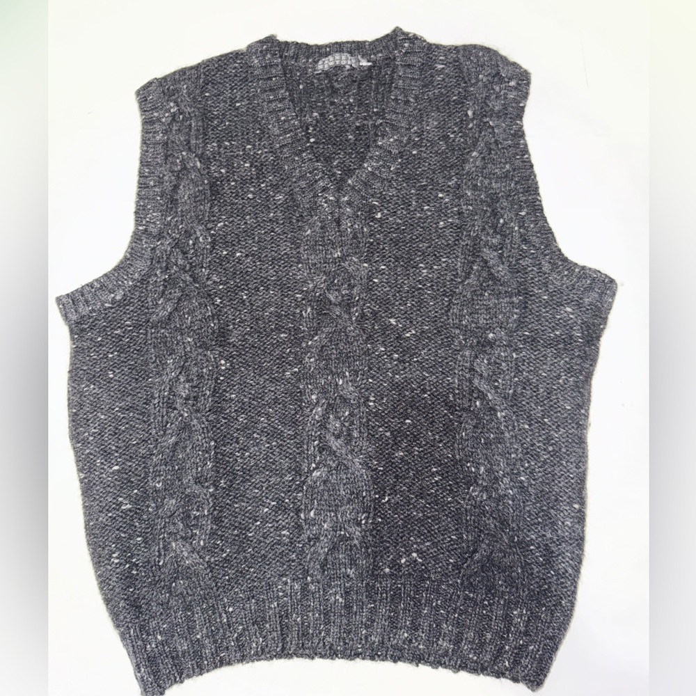 Barney’s Unisex Sweater Vest (size M/L)